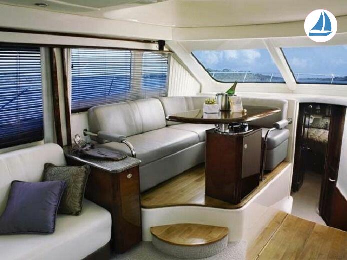 photo Sea Ray 525 Sedan 3
