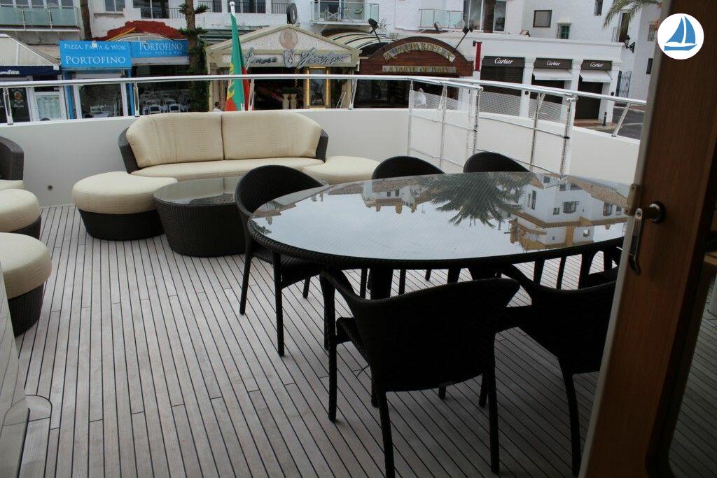 photo de Alm Delfino 90 6