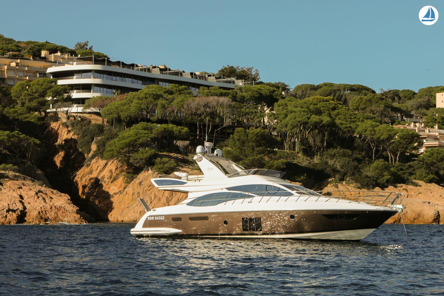 photo Azimut Fly Bridge 58 1