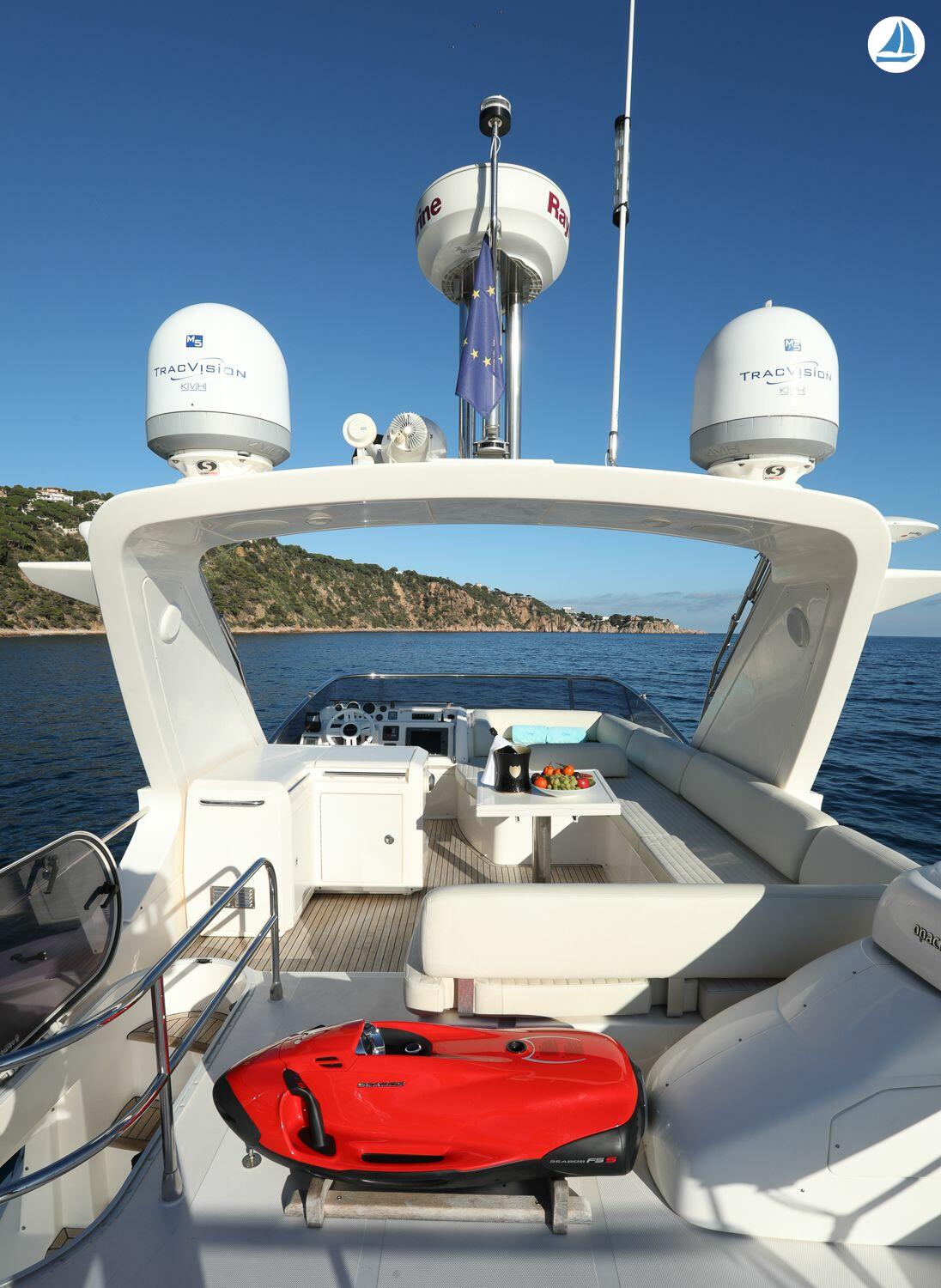 photo Azimut Fly Bridge 58 3