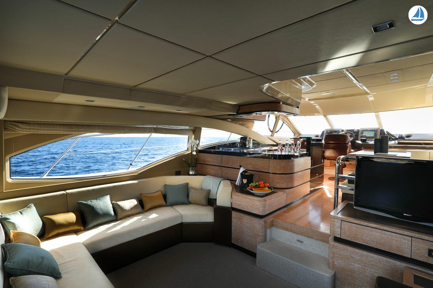 photo Azimut Fly Bridge 58 4