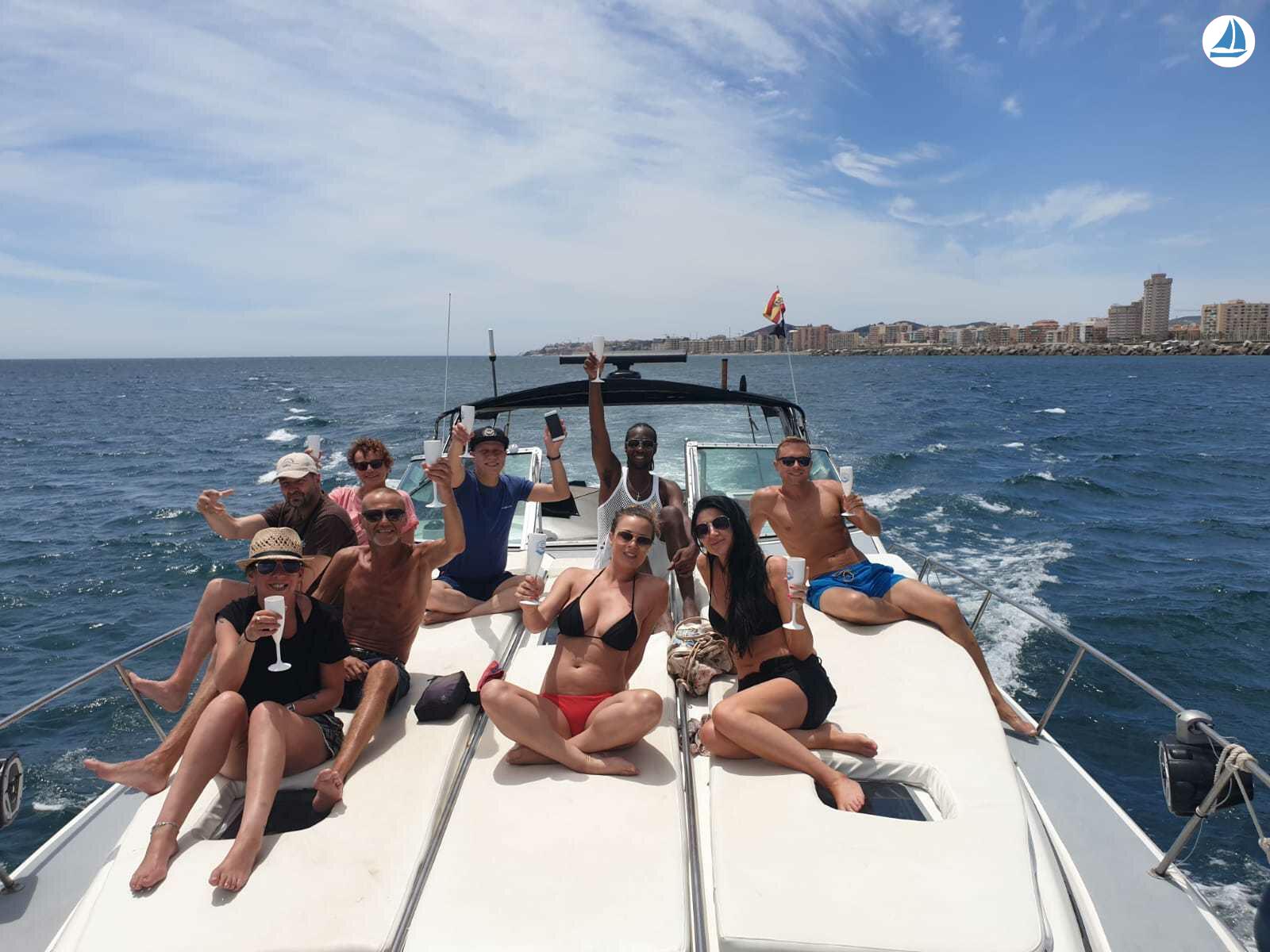 photo Sea Ray 440 Sea ray, dolphin watching 5