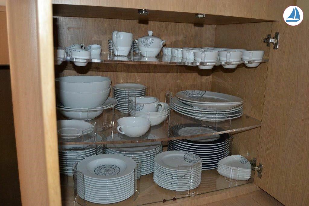 photo Astondoa 66 19