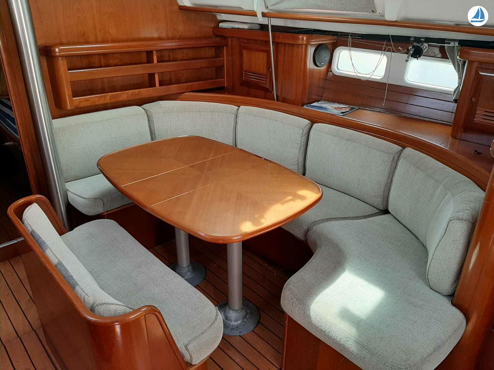 photo Beneteau OCEANIS 411 8