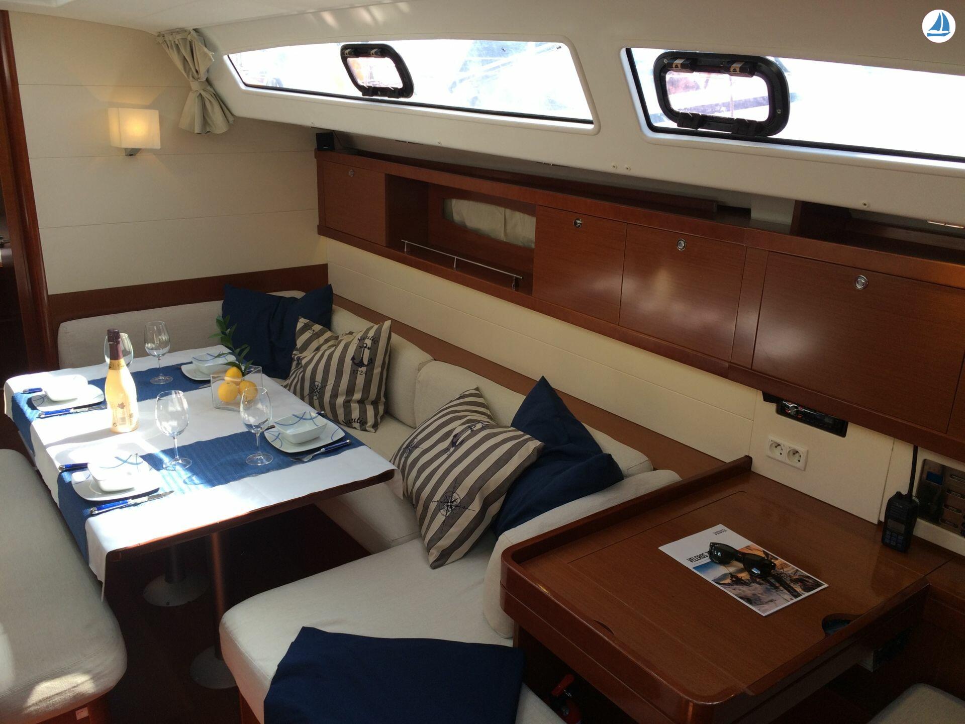 photo Beneteau Oceanis 50 Gran Family 11