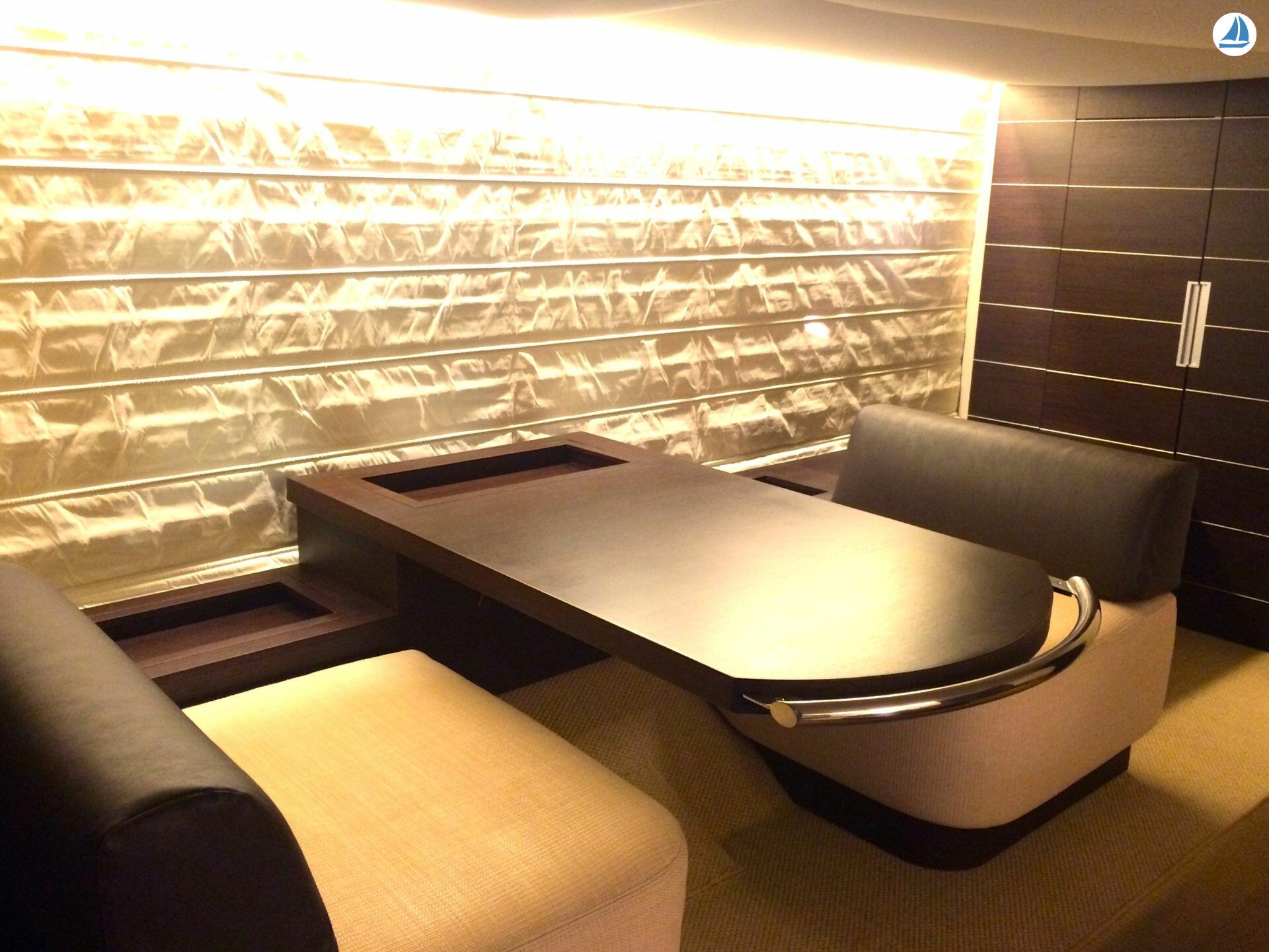 photo Azimut 68s 10