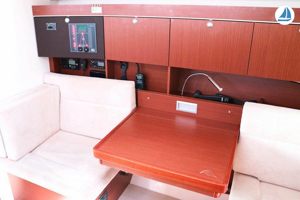 photo Hanse 415 TWO PALM 6