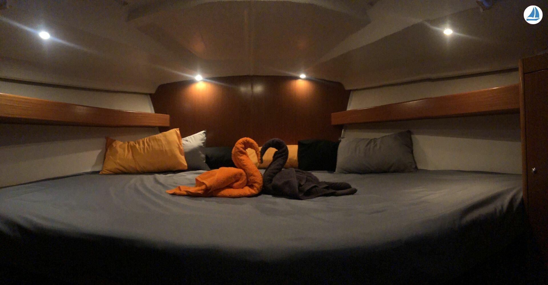 photo Beneteau Cyclades 50.4 27