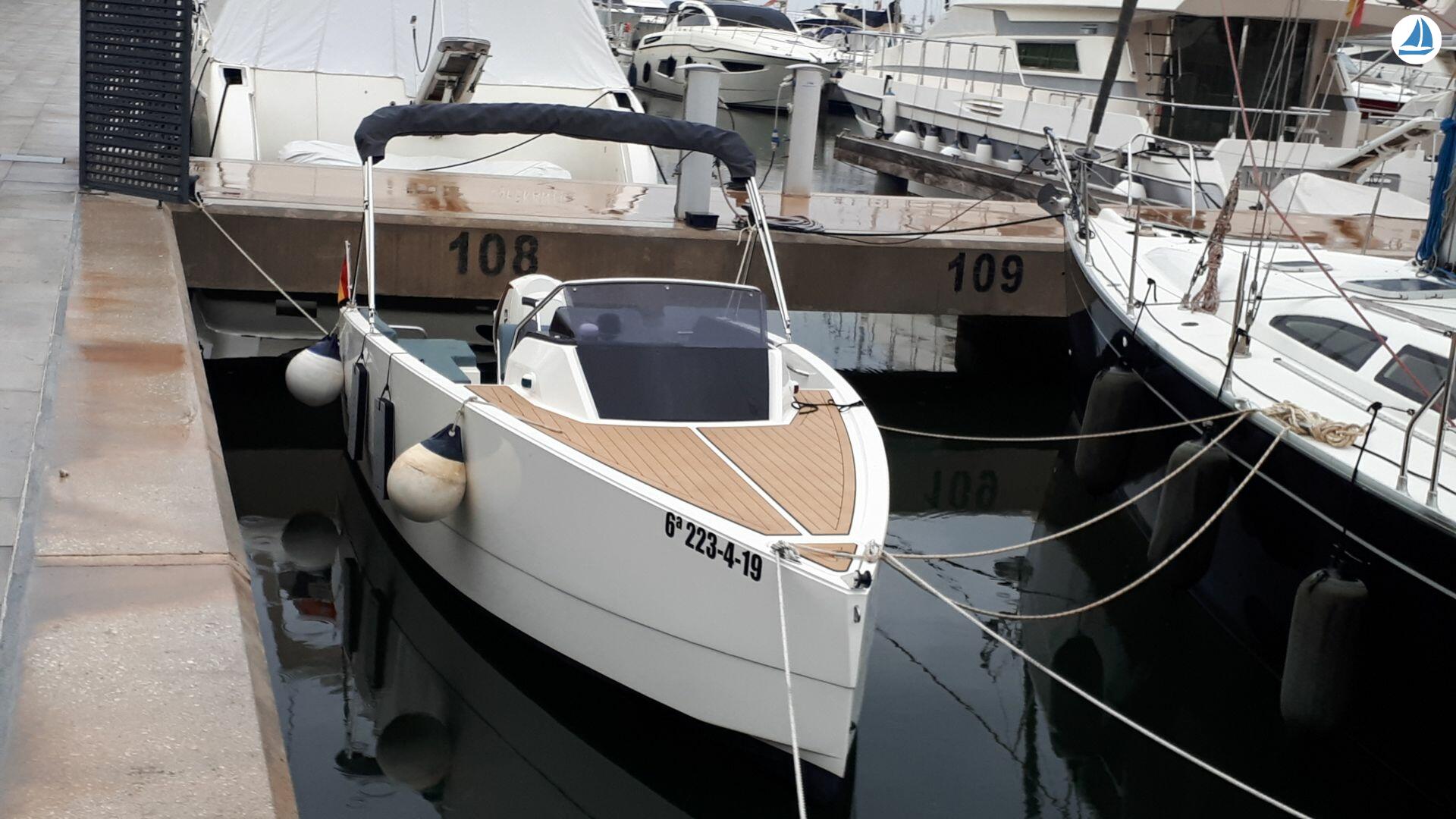photo Nuva M6 CABIN 10