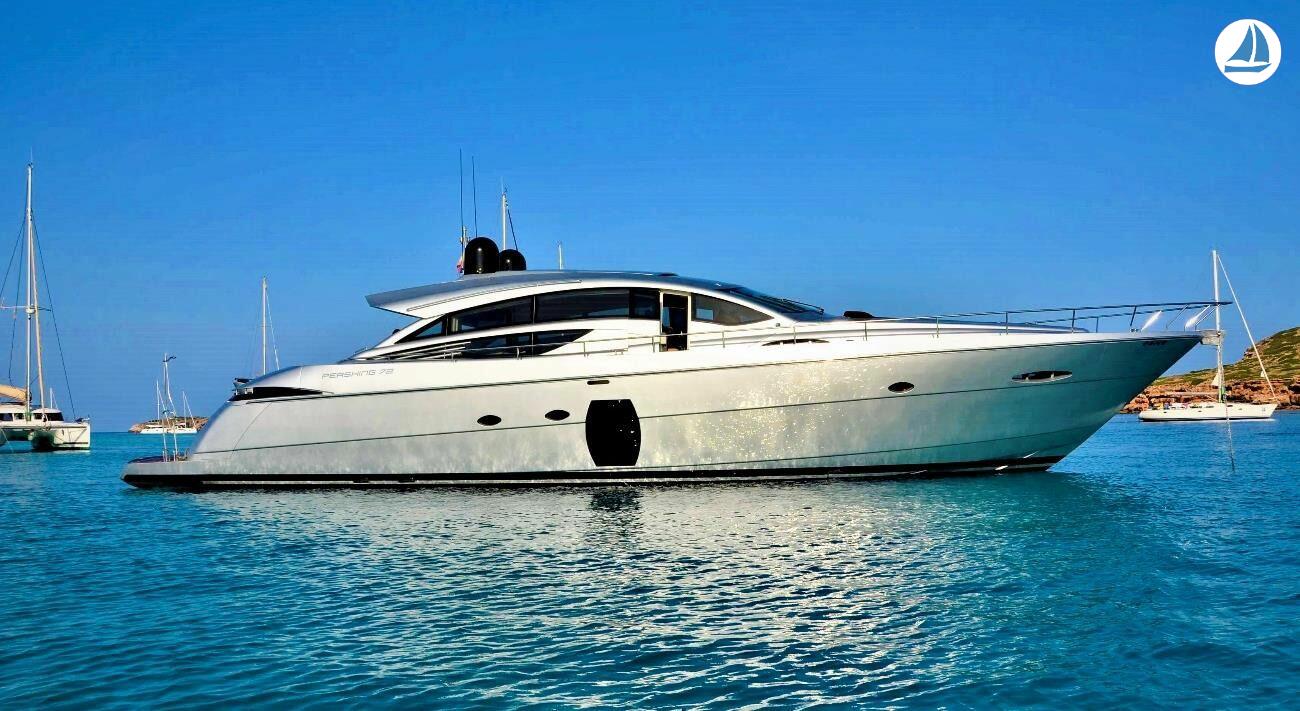 photo Pershing 72 1