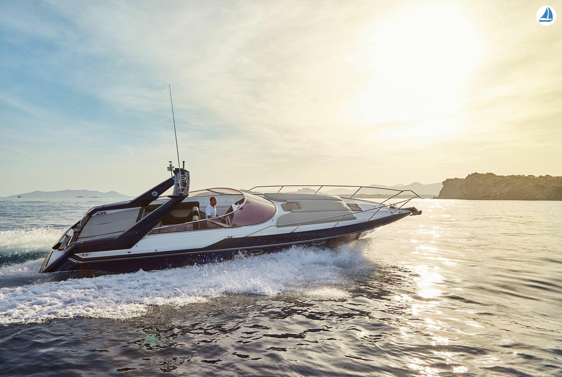 photo Sunseeker 37 TOMAHAWK 1