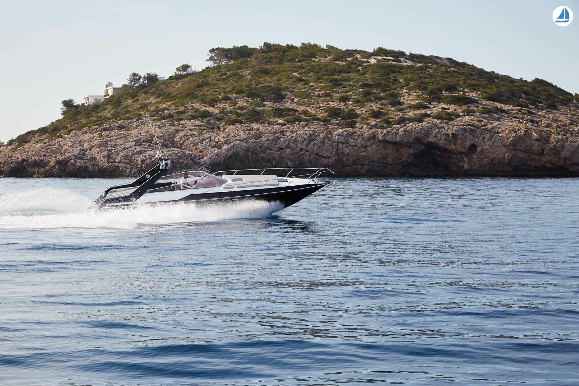 photo Sunseeker 37 TOMAHAWK 4