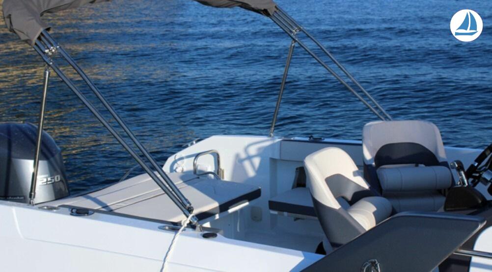 photo Beneteau Flyer 7.7 Sundeck 4