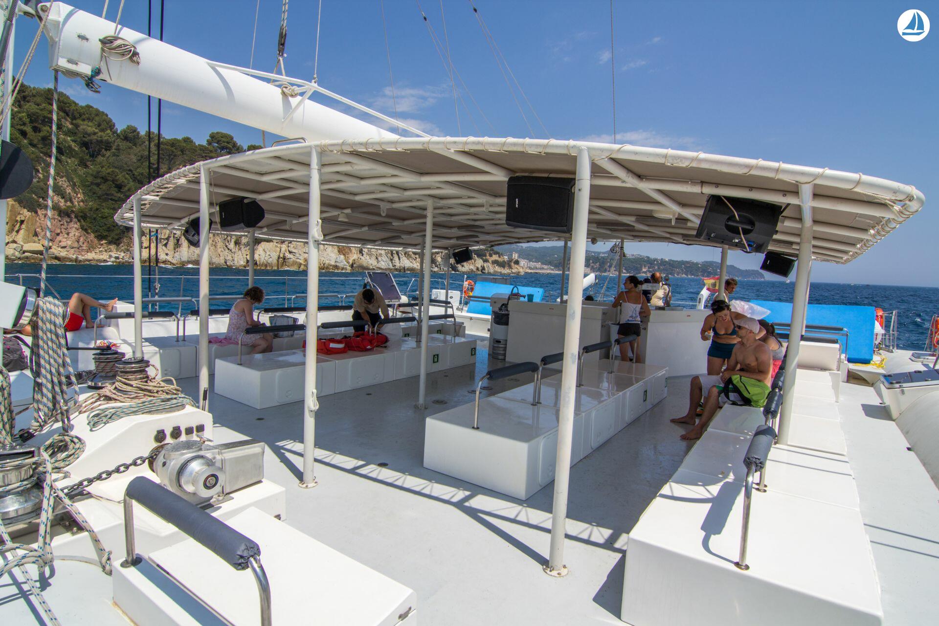 photo Supercatamaran 120 12