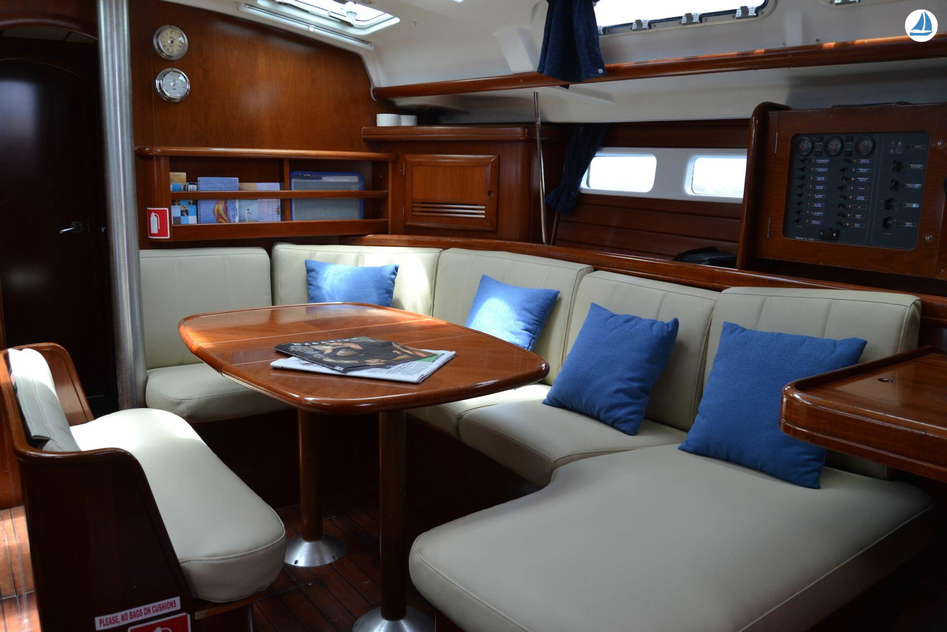 photo Beneteau CLIPPER 42.3 4