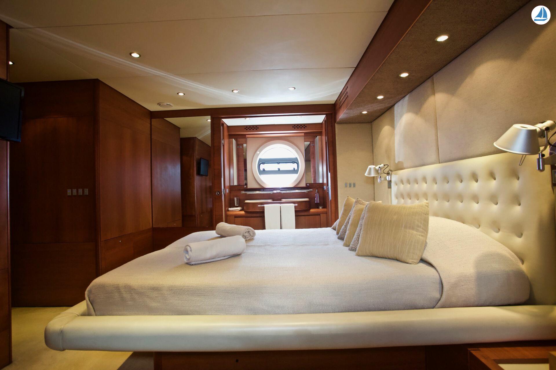 photo Aicon 75 Fly Lutetia 41