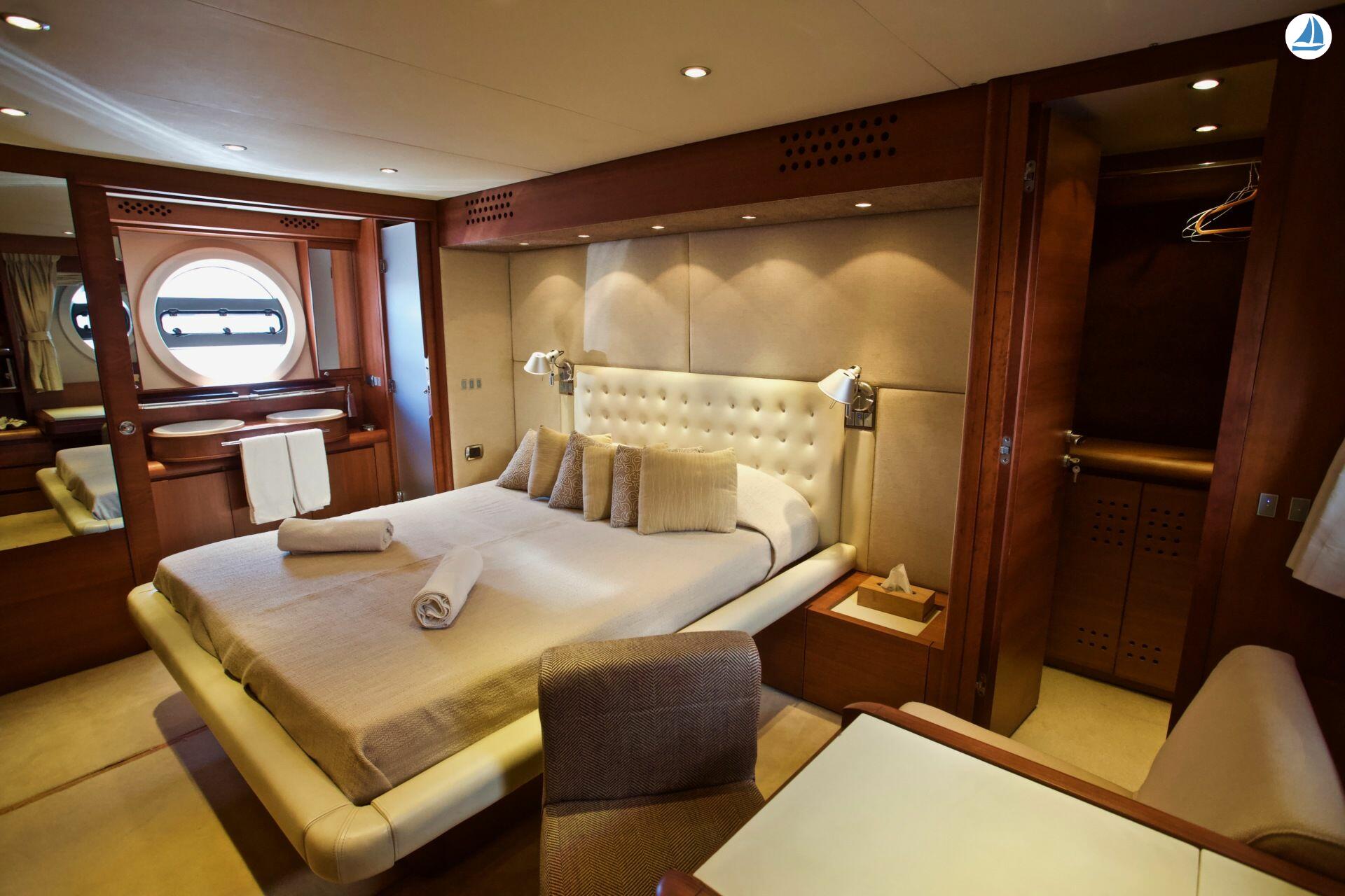 photo Aicon 75 Fly Lutetia 44