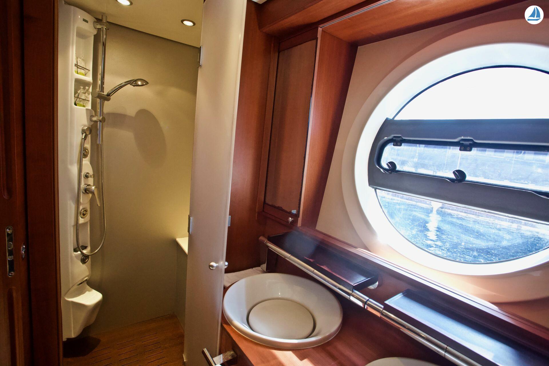 photo Aicon 75 Fly Lutetia 45