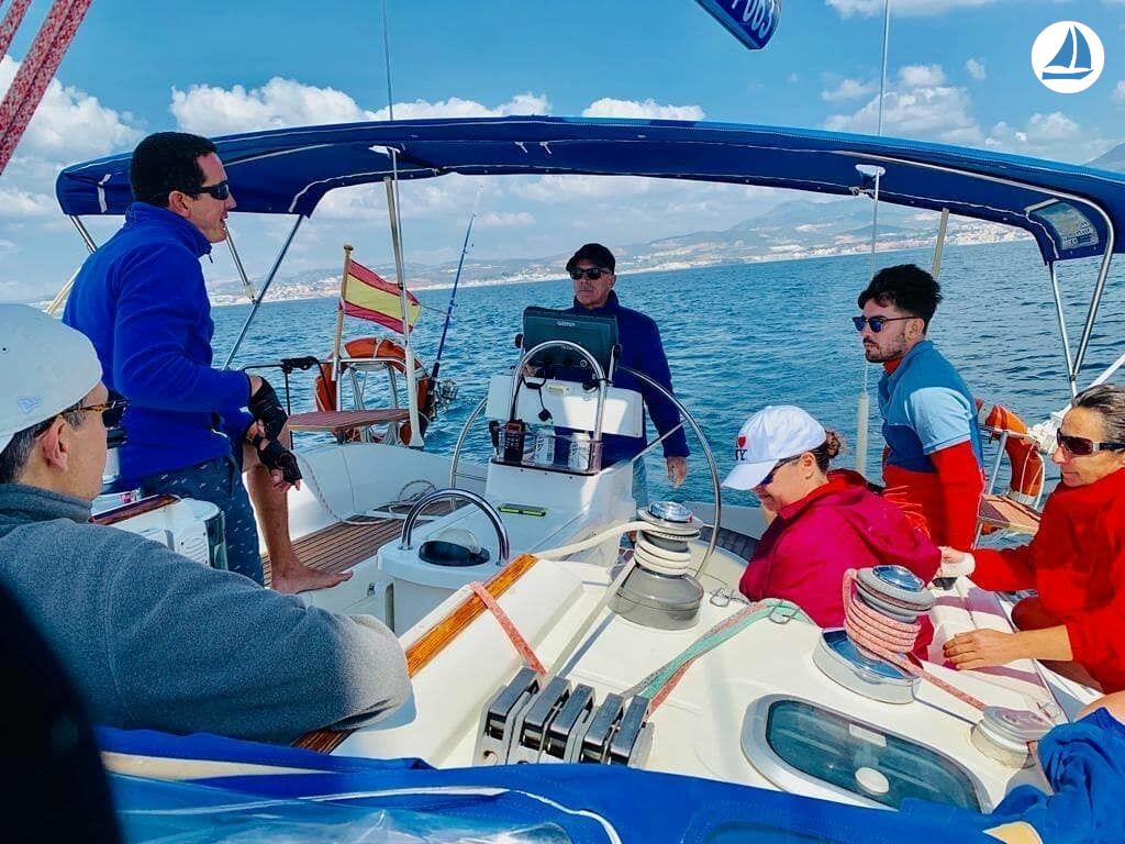 photo Beneteau OCEANIS 351 9
