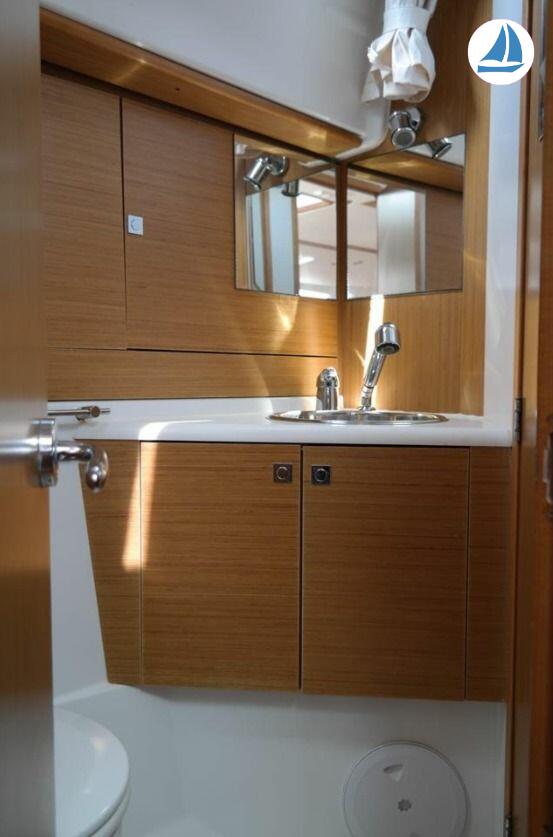 photo Jeanneau Odyssey 44i 8