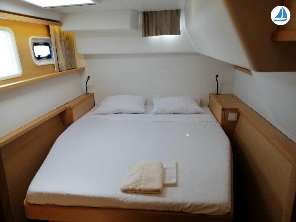 photo Lagoon 450 F 10