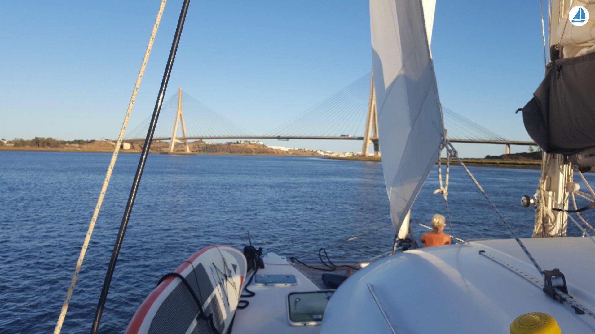 photo Lagoon 380 S2 4