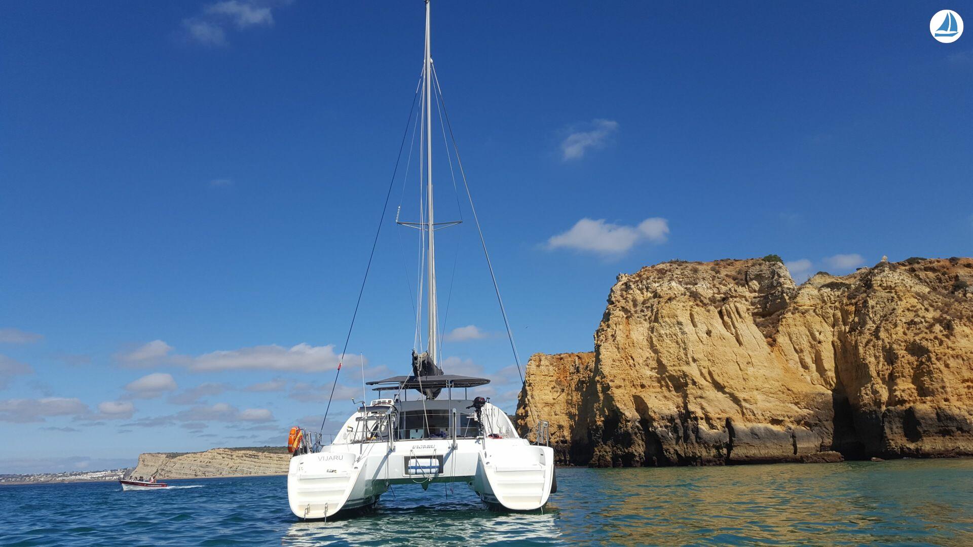 photo Lagoon 380 S2 13