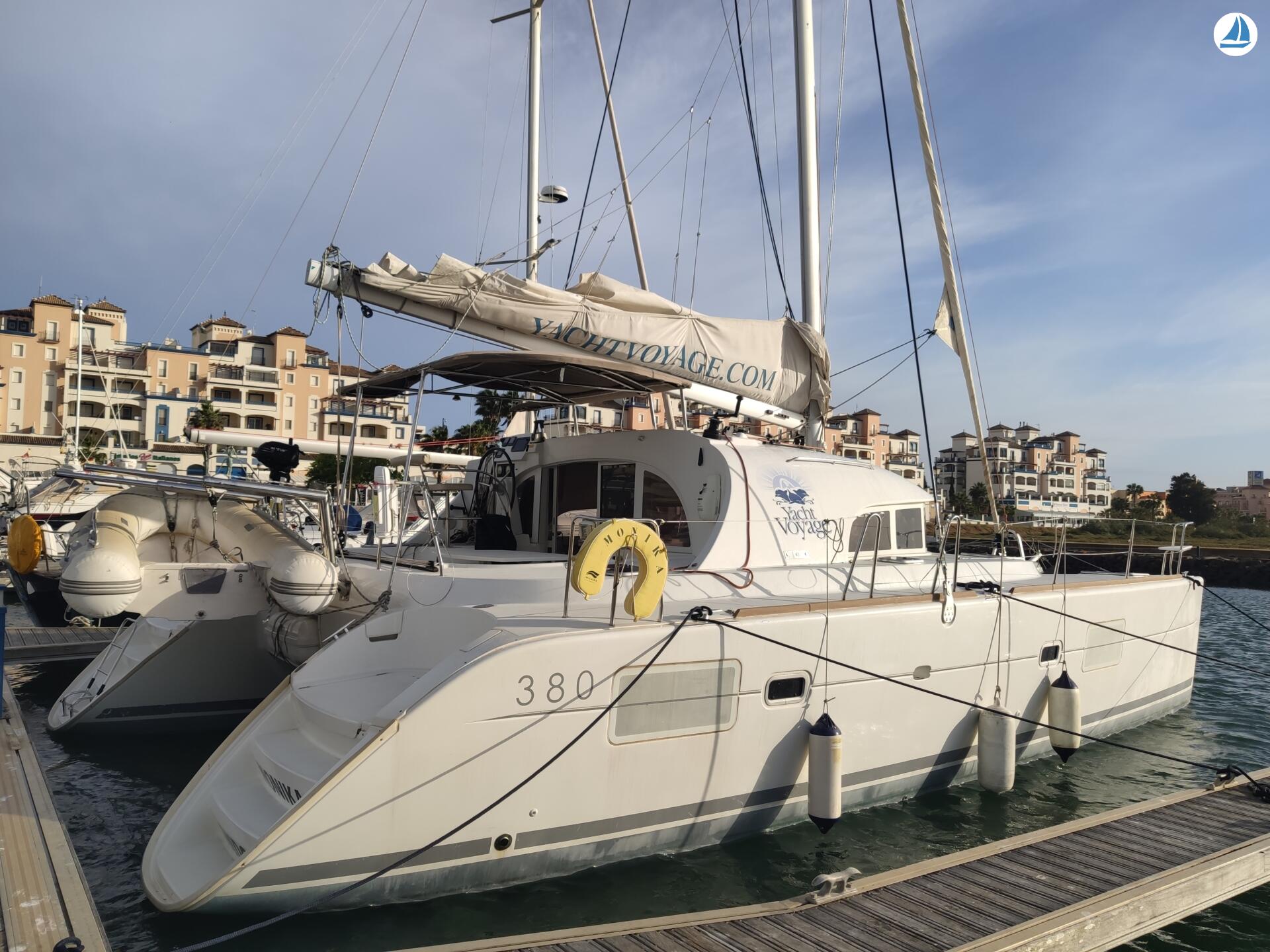 photo Lagoon 380 S2 27