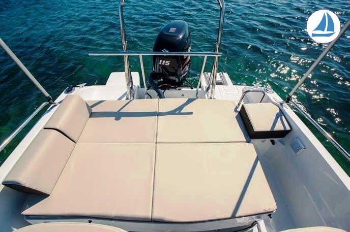 photo Beneteau 550 Flyer SunDeck - Llafranch 3