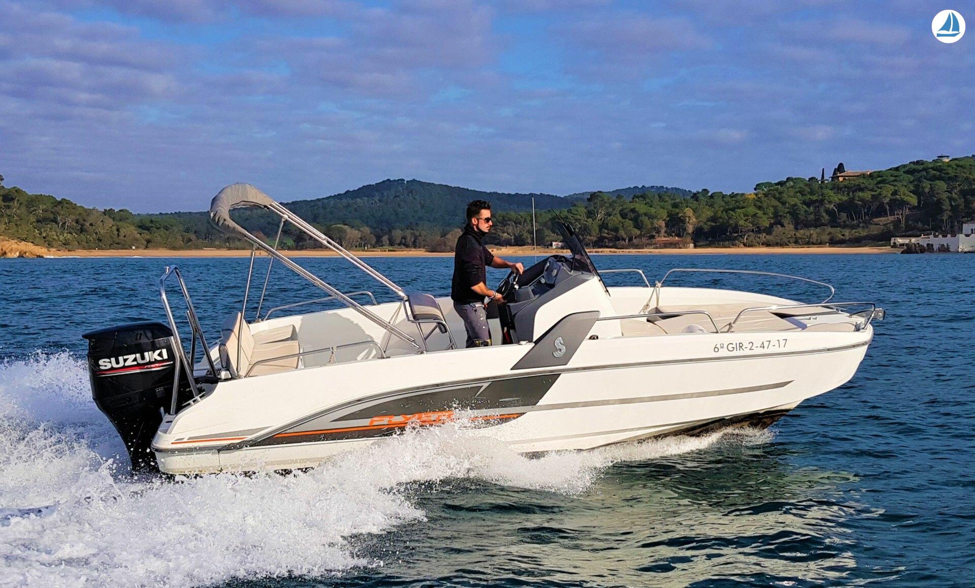 photo Beneteau Flyer 6.6 spacedeck - Llafranch 7