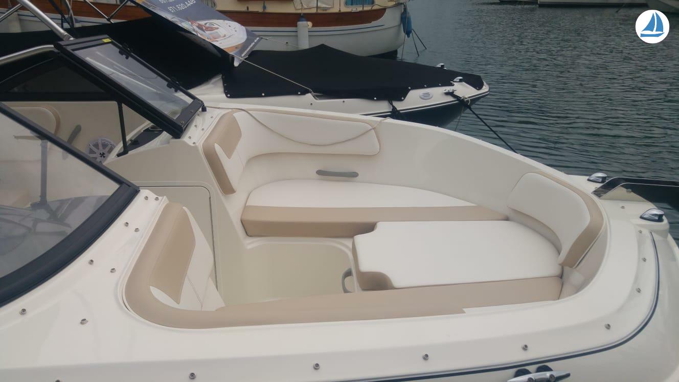 photo Bayliner Vr5 5