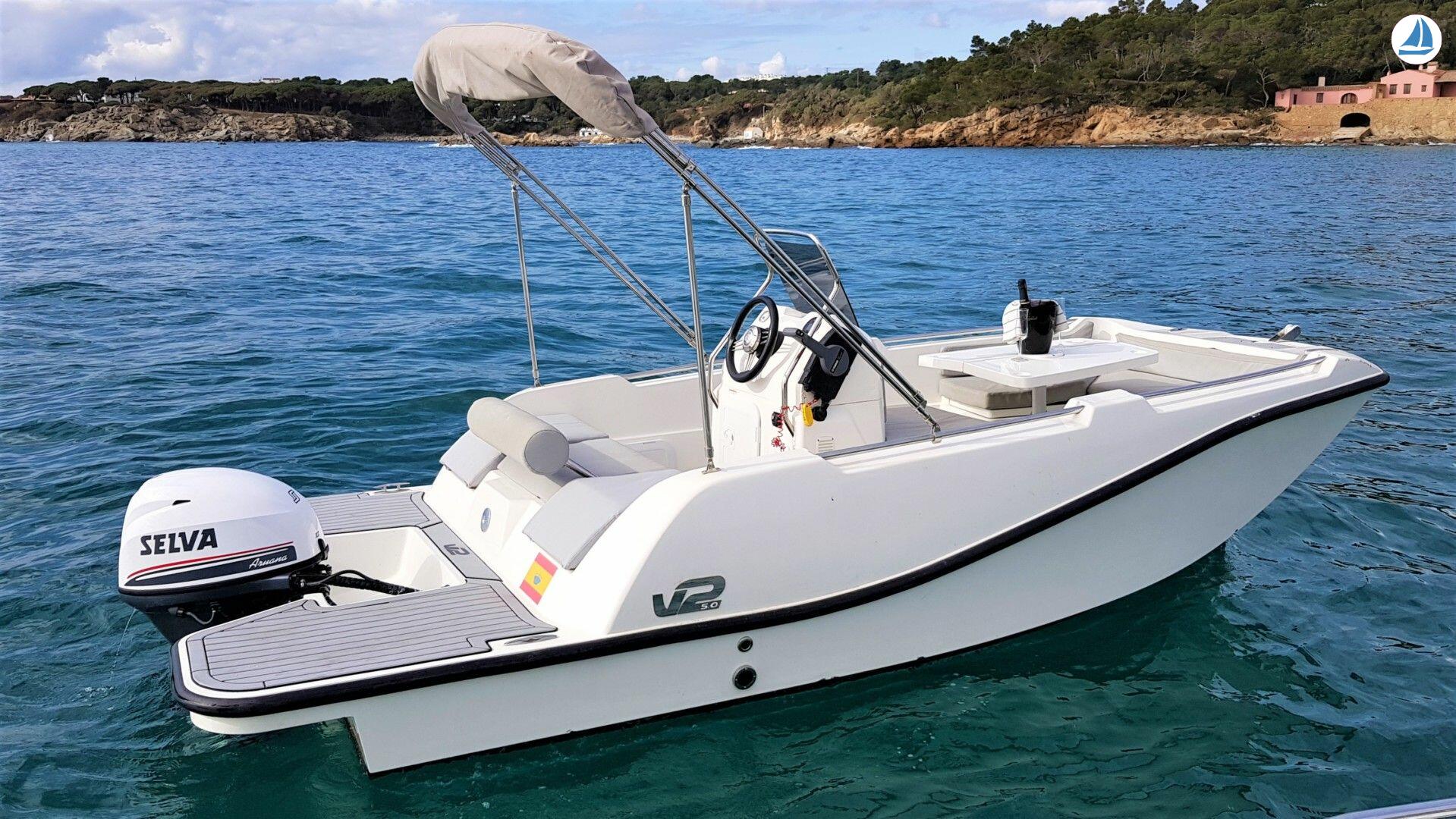 photo V2 Boats 5.0 Sport - Calella 1